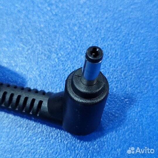 Зарядное устройство Lenovo 20 V 2,25 А 4.0x1.7 мм