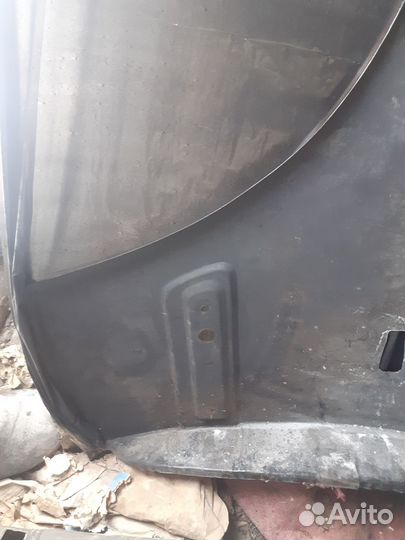 Крыло переднее mercedes