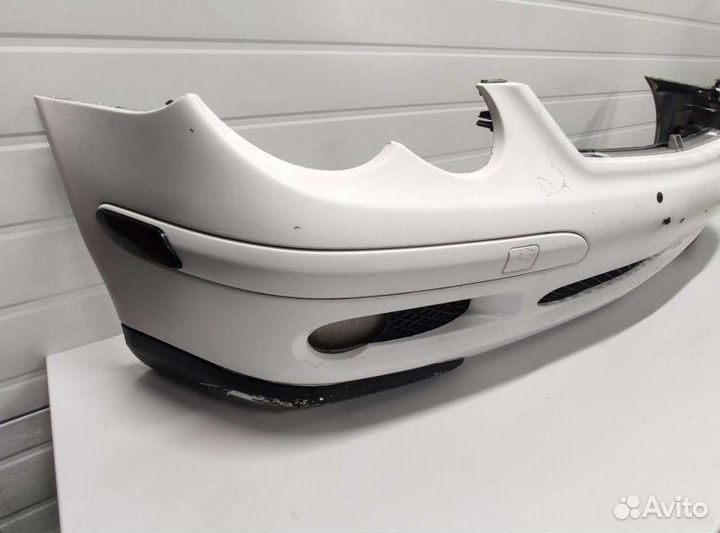 Бампер Mercedes C W203