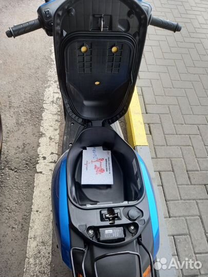 Скутер Honda Tact