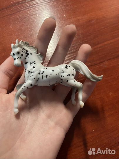 Игрушки лощади