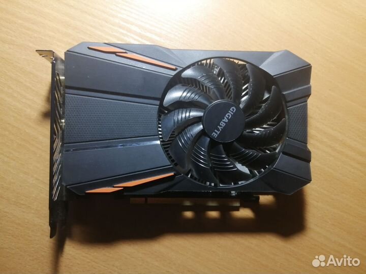 Видеокартa RX 560 4 gb