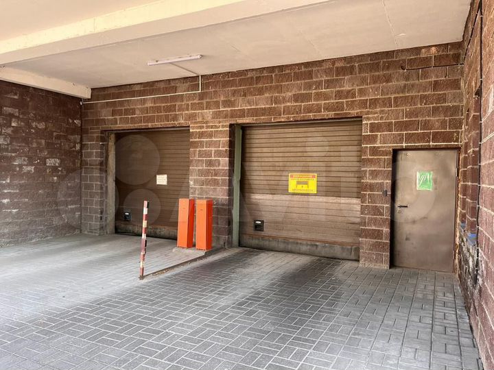 Машиноместо, 18 м²
