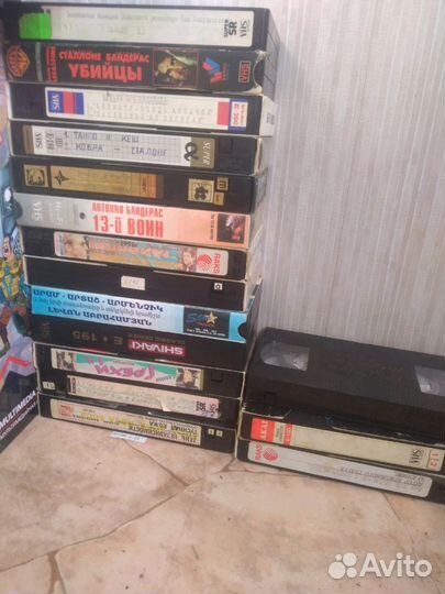 Видеокассеты