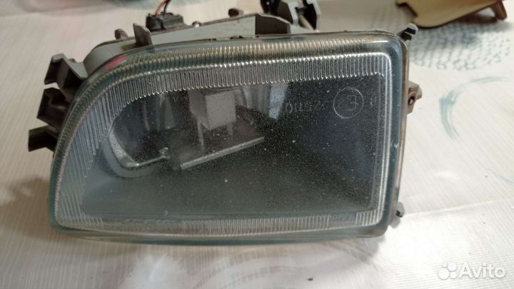 Тротивотуманные фары Nissan Primera P11