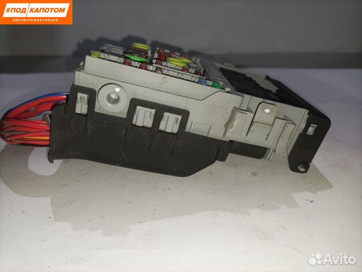 Блок предохранителей Opel Astra J (2009 - 2012)