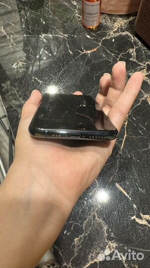 iPhone 11 Pro, 64 ГБ