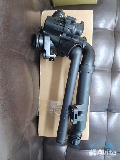 Термостат Mercedes A2742003300