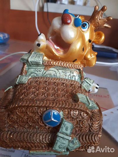 Копилка статуэтки