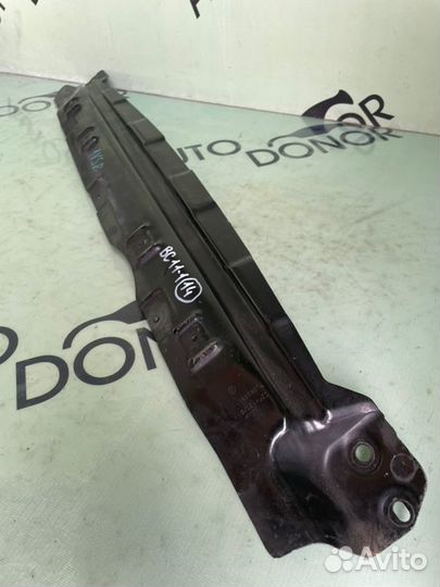 Планка радиатора Volkswagen Touareg 7L дорест