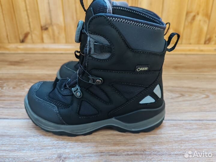 Ботинки ecco 32