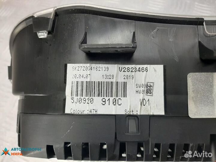 Щиток приборов (приборная панель) Skoda Roomster