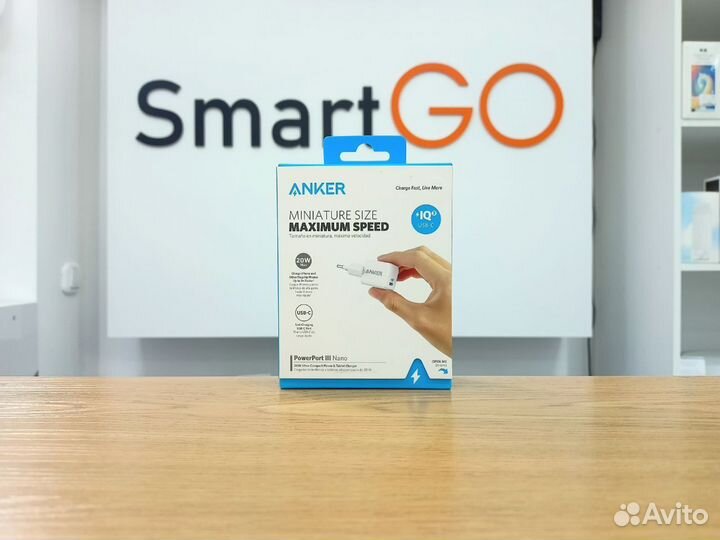 Сетевое зарядное устройство Anker PowerPort III Na