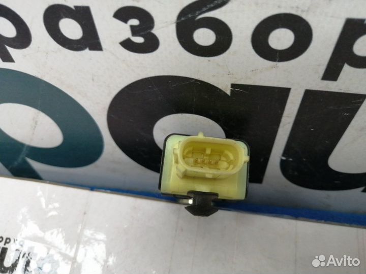 Датчик удара подушки безопасности 89831-60020