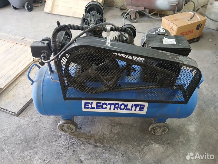 Компрессор воздушный 100 литров 220 бу