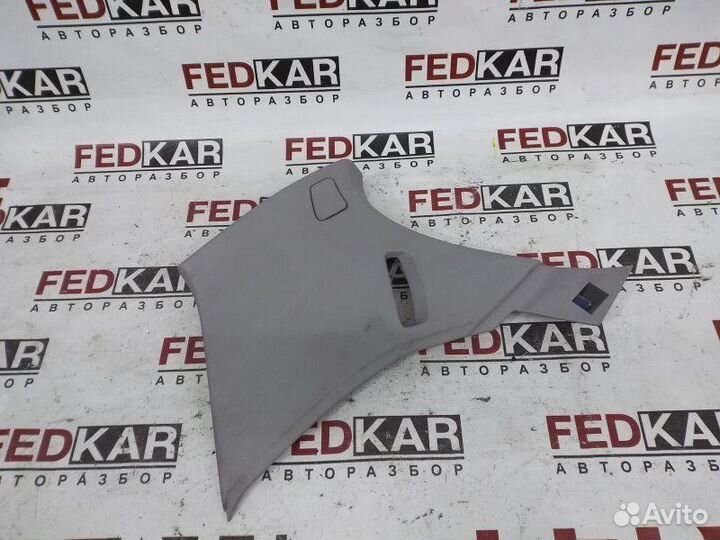 Накладка задней стойки задняя левая Opel Astra H