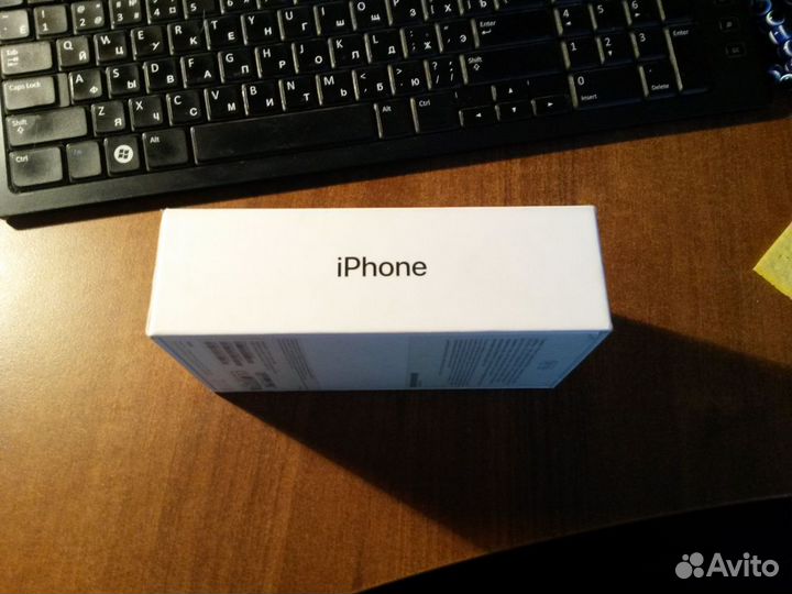 Коробка iPhone 7 32 gb