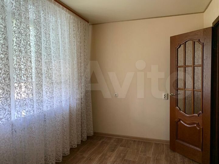 4-к. квартира, 108 м², 3/3 эт.