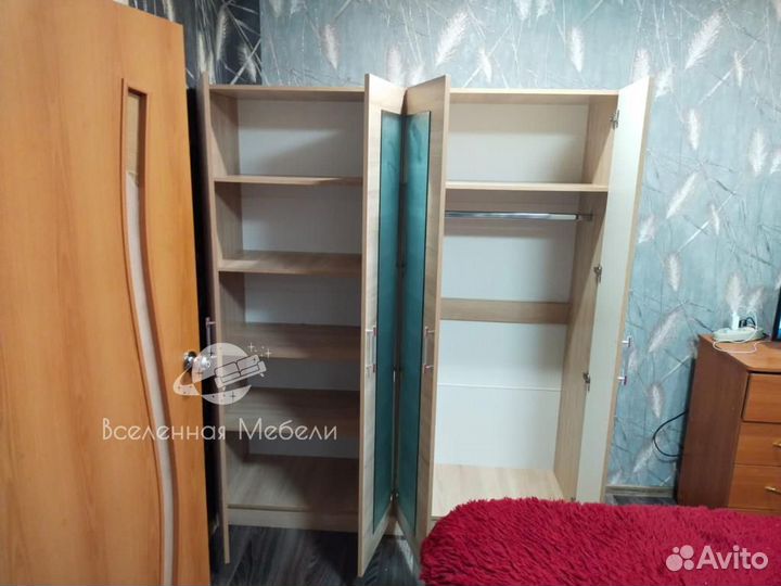 Шкаф четырехстворчатый