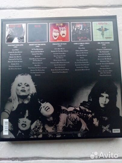 Mötley Crüe - Crücial Crüe: The Studio Albums 1981