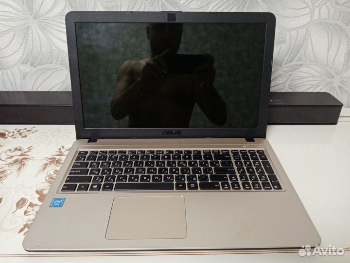 Ноутбук Asus x540s