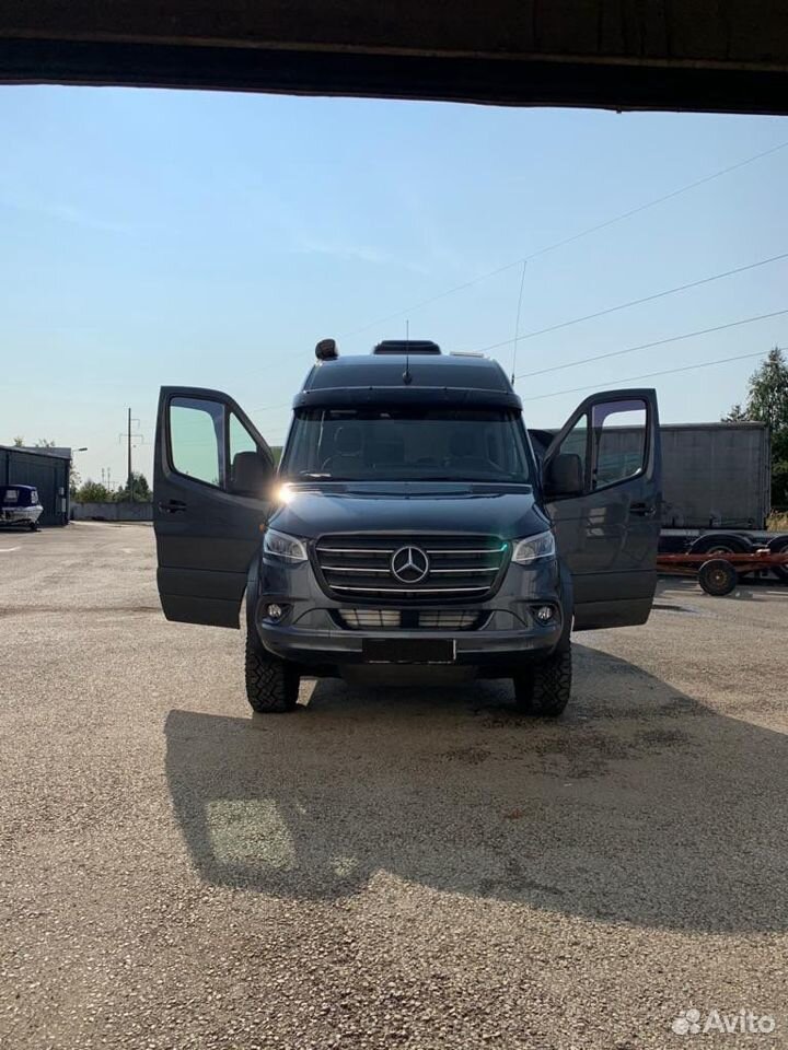 Кастенваген Mercedes-Benz Sprinter, 2024