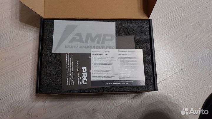 AMP Усилитель моноблок 1.1000