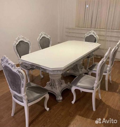 Стол и стулья Б/У