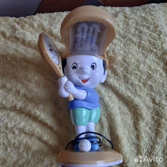 Светильник настольный