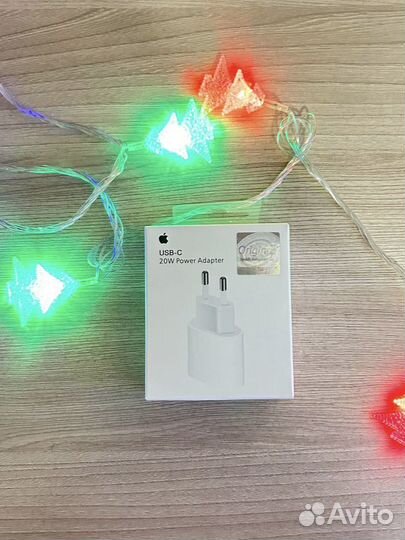 Быстрая зарядка Apple USB-C 20w Power Adapter
