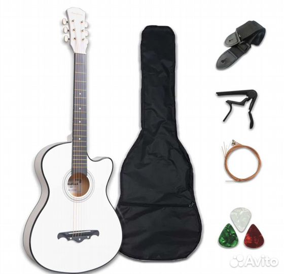 Гитара новая в комплекте с чехлом и аксессуарами