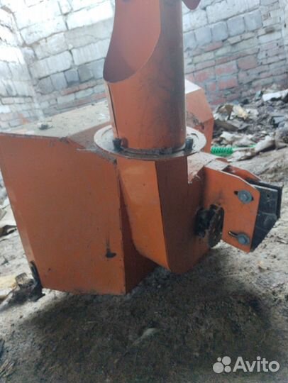 Снегоуборщик бу