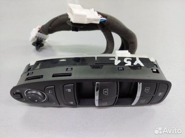 Блок управления стеклами передний правый Nissan