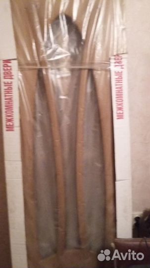 Продам светлые м/к двери, шпон