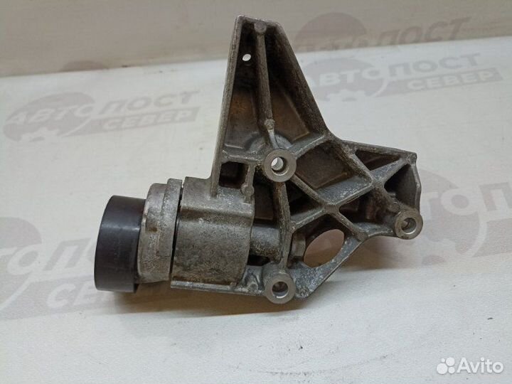 Кронштейн кондиционера Volkswagen Polo 2008