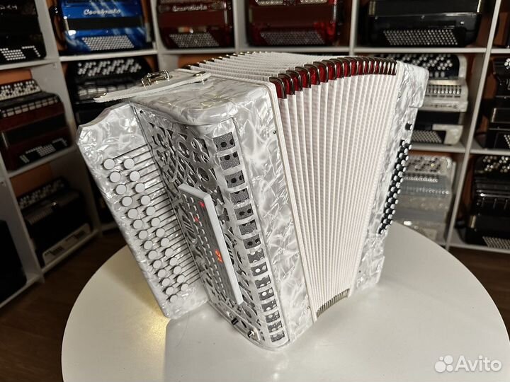 Гармонь с миди системой в наличии