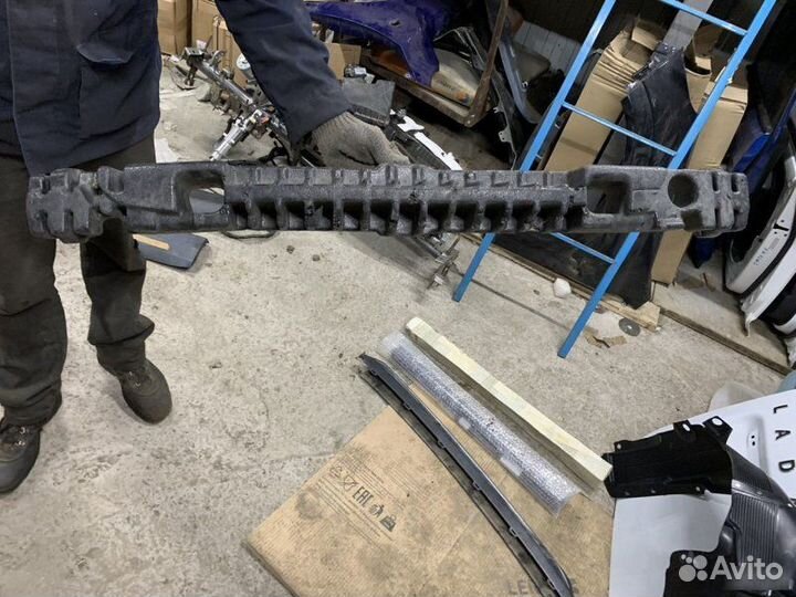 Абсорбер бампера передний Bmw X3 F25