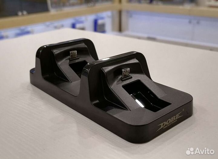 Зарядная станция для геймпадов PS4