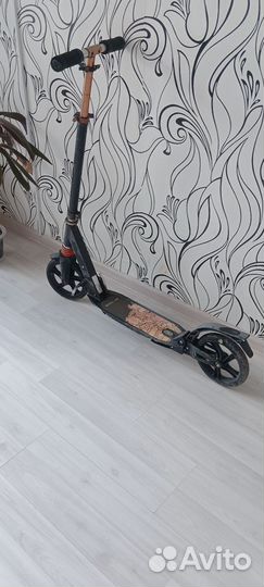 Самокат взрослый до 120 кг
