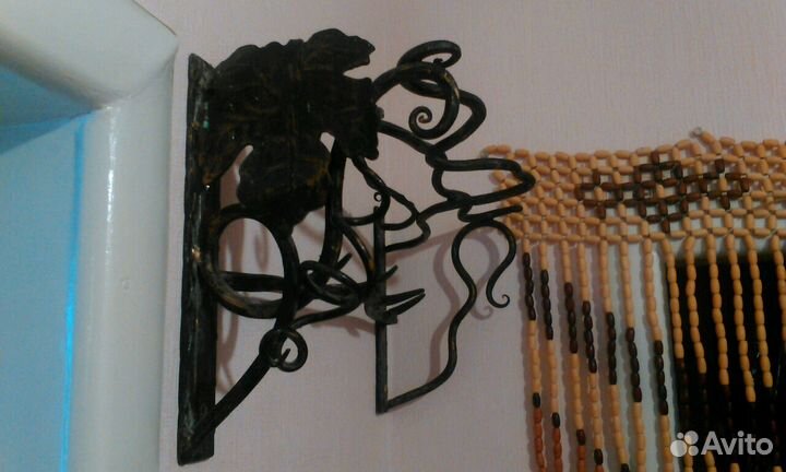 Кованая вешалка в прихожую