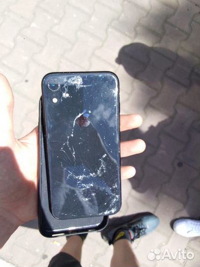 Телефон iPhone Xr