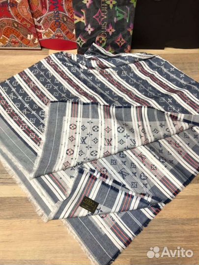 Платок Louis Vuitton