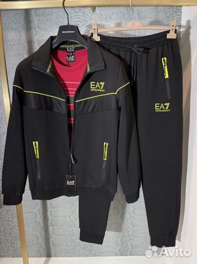 Emporio Armani спортивный костюм с логотипом EA7
