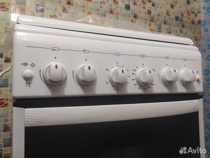 Продам газовую плиту гефест