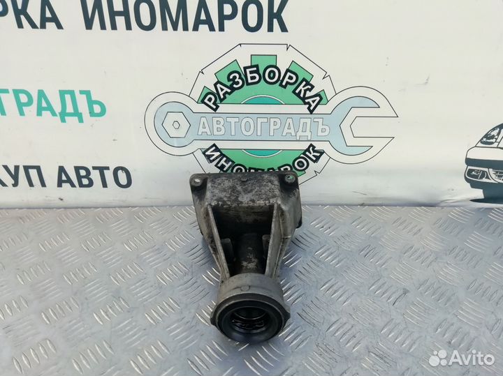 Кронштейн промежуточного вала BMW X5 E53 M54B30