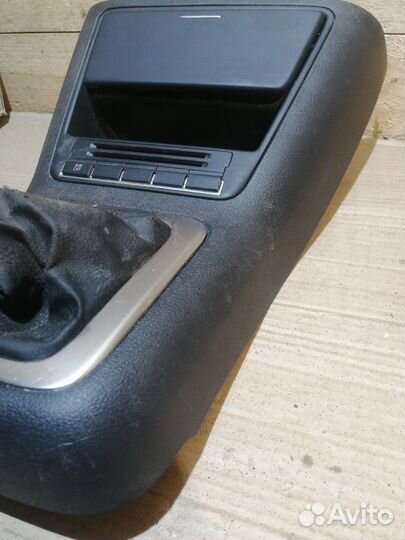 Рамка селектора АКПП Volkswagen Golf Plus