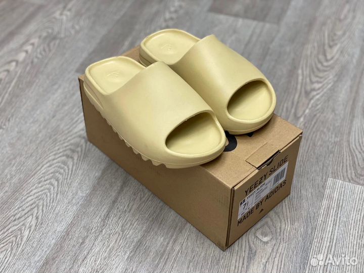 Сланцы Adidas Yeezy Slide Desert Sand (36-45)