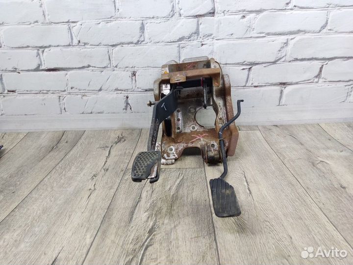 Педальный узел Matiz Матиз