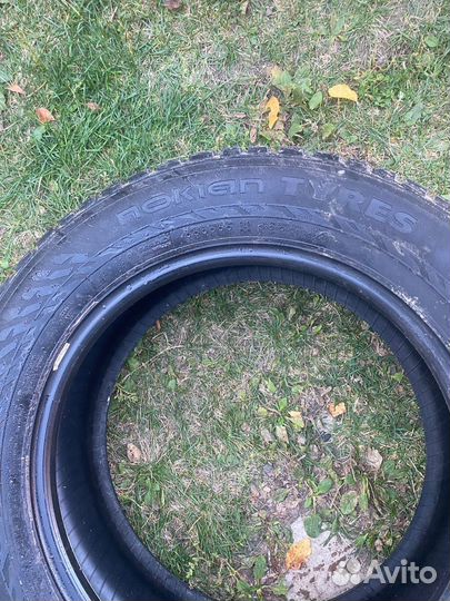 Nokian Tyres Hakkapeliitta 9 SUV 215/65 R17 103T