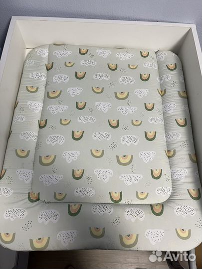 Люлька и пеленальный столик